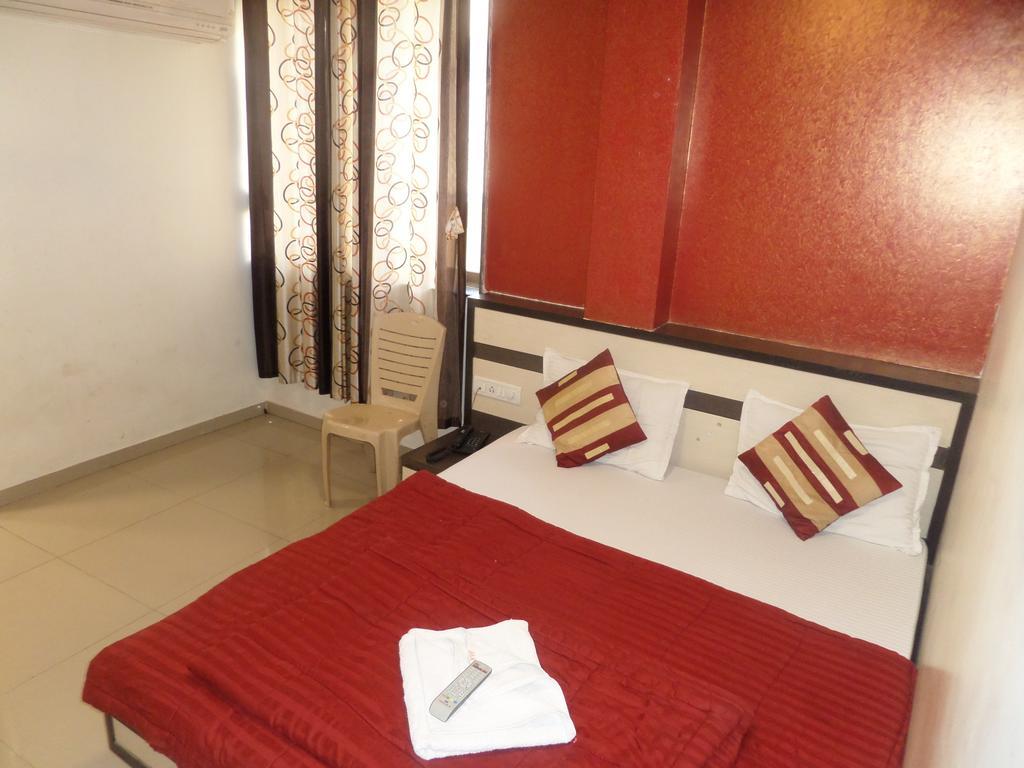 Hotel Minerva Residency Mumbai  Kamer foto