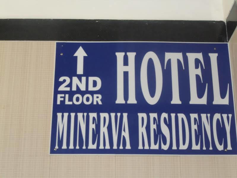 Hotel Minerva Residency Mumbai  Buitenkant foto