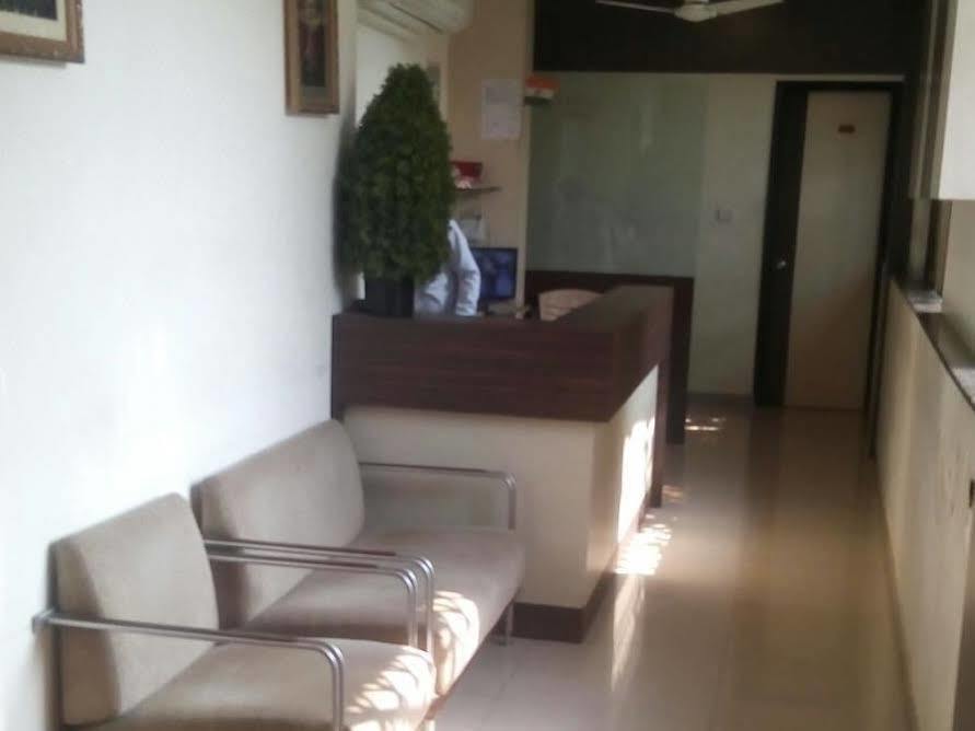 Hotel Minerva Residency Mumbai  Buitenkant foto